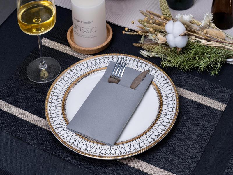 Hvordan velge de riktige engangsfargede Airlaid-serviettene til festen din?