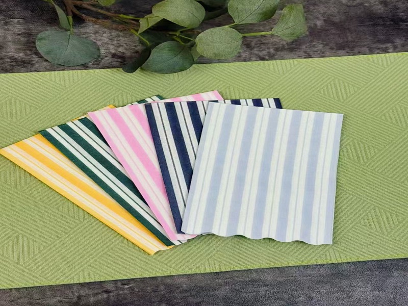 Hvordan velge utstansede servietter av høy kvalitet: Materiale, tykkelse og designtips?