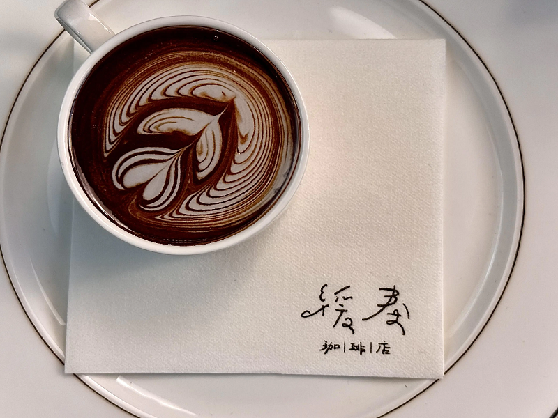 Hvordan forbedrer cocktailservietter gjesteopplevelsen på fester?